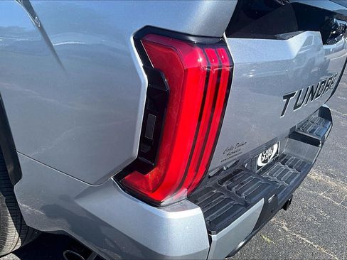 Used 2025 Toyota Tundra Platinum AWD/4WD image 28