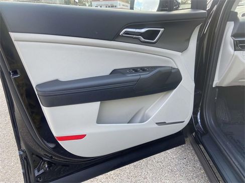 New 2026 Kia Sportage EX image 12