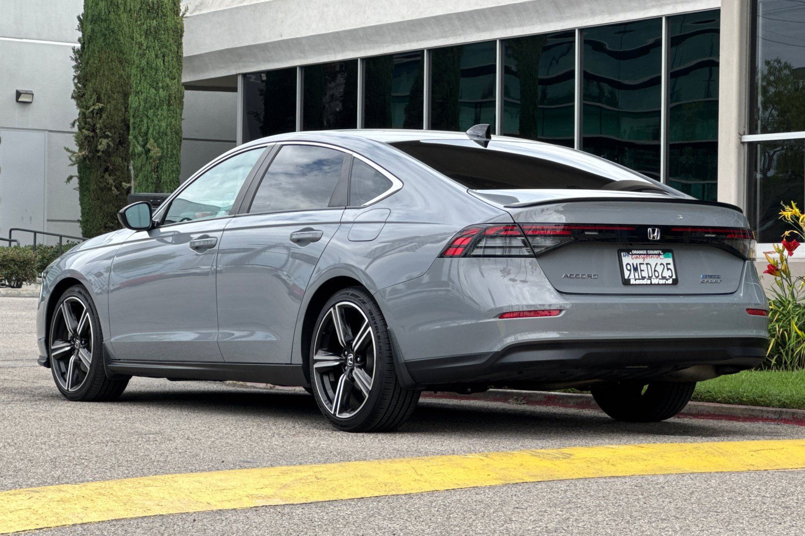 Used 2024 Honda Accord Sport image 6