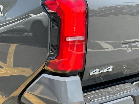 New 2026 Toyota Tacoma SR5 AWD/4WD image 30