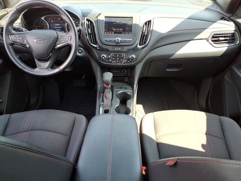 Certified 2022 Chevrolet Equinox RS w/ LPO, Floor Liner Package image 9