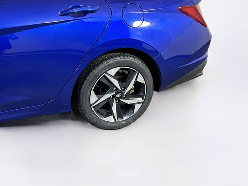 Used 2023 Hyundai Elantra SEL w/ Convenience Package FWD image 30