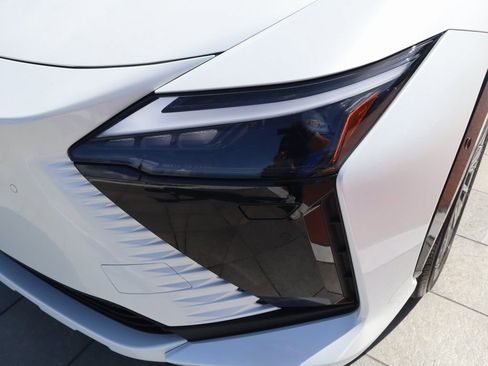 New 2026 Lexus RZ 450e AWD image 12