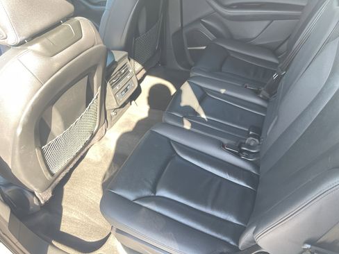 Used 2024 Audi Q7 Premium Plus image 26