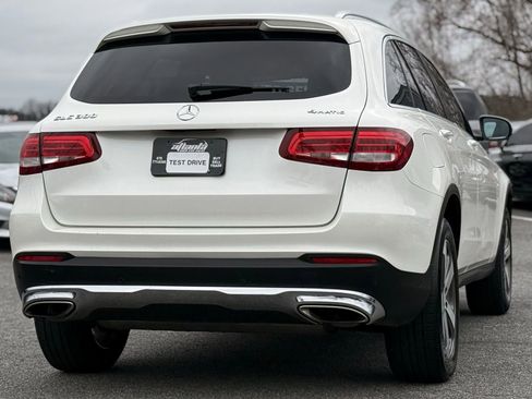 Used 2017 Mercedes-Benz GLC 300 4MATIC image 5