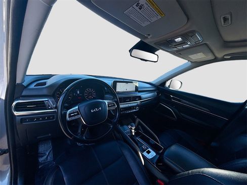 Used 2022 Kia Telluride EX w/ EX Premium Package image 9
