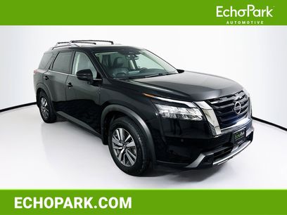 Used 2024 Nissan Pathfinder SL