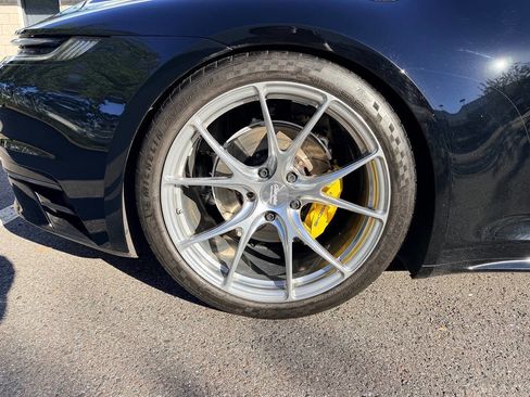 Used 2021 Porsche 911 Carrera S image 21