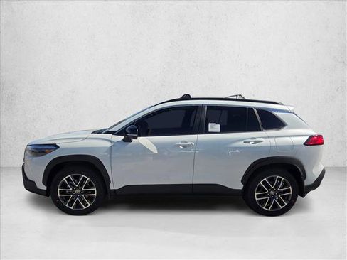 New 2026 Toyota Corolla Cross XLE FWD image 5