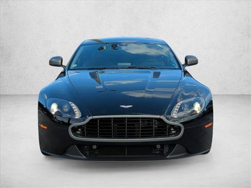 Used 2015 Aston Martin V8 Vantage GT RWD image 2