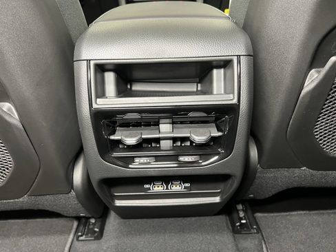 New 2025 Jeep Grand Cherokee Laredo X image 23