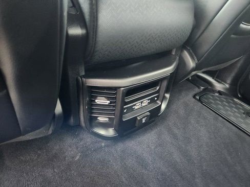 Used 2025 RAM 1500 Laramie image 10