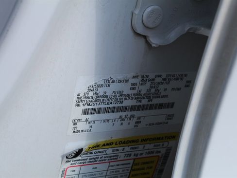 Used 2020 Ford Expedition XLT w/ Equipment Group 202A image 18