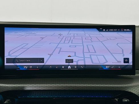 Used 2025 BMW 440i xDrive Coupe w/ Parking Assistance Package image 13