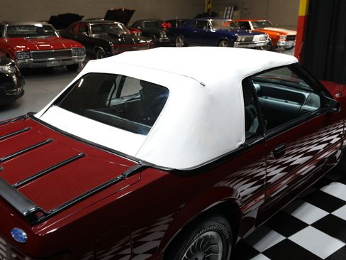 Used 1987 Ford Mustang GT RWD image 10