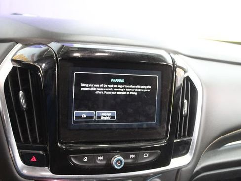 Used 2019 Chevrolet Traverse LT w/ LPO, Midnight Edition AWD/4WD image 19