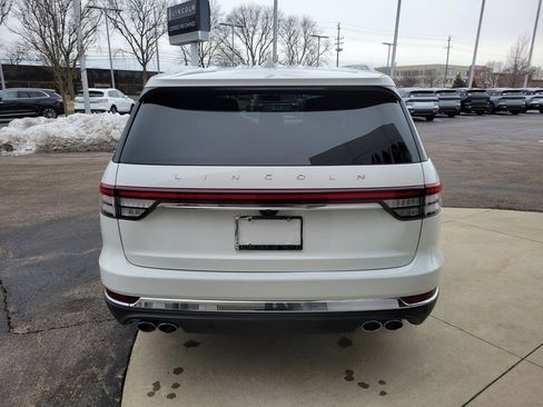 Certified 2023 Lincoln Aviator Reserve w/ Elements Package Plus image 11