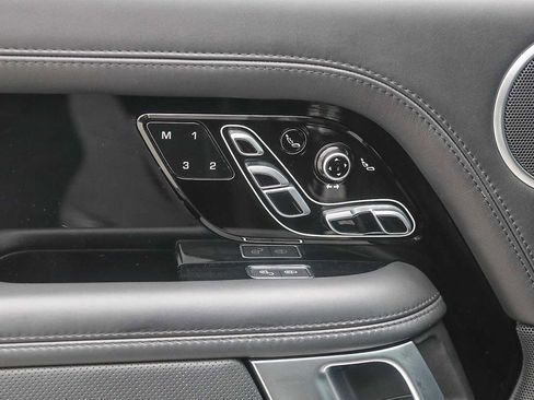Used 2021 Land Rover Range Rover SV Autobiography Dynamic image 28