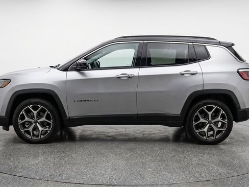 Used 2025 Jeep Compass Limited AWD/4WD image 5