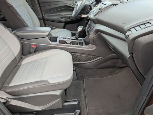 Used 2017 Ford Escape S image 24