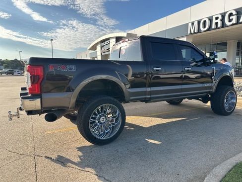 Used 2019 Ford F250 King Ranch w/ King Ranch Ultimate Package image 3