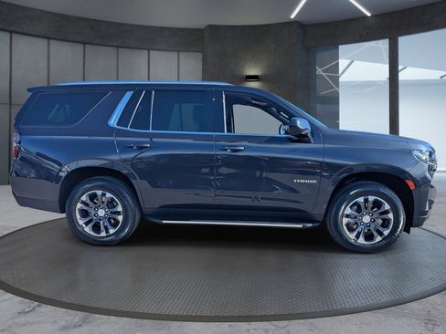 Used 2024 Chevrolet Tahoe LS image 7