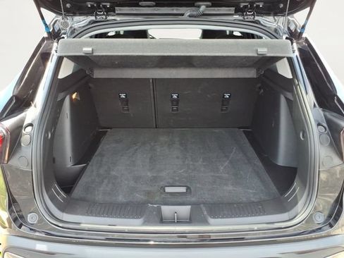 Used 2025 Chevrolet Trax ACTIV w/ Sunroof Package FWD image 20