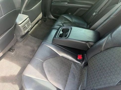 Used 2020 Toyota Camry XSE FWD image 30