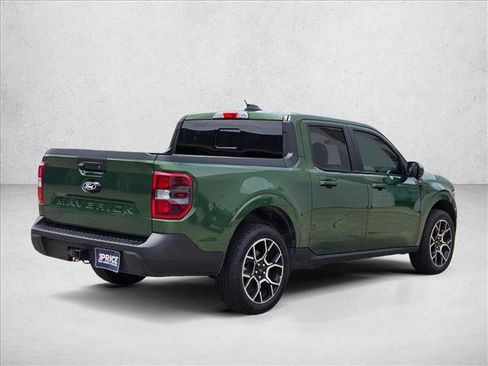 Used 2025 Ford Maverick Lariat w/ 4K Tow Package AWD/4WD image 4