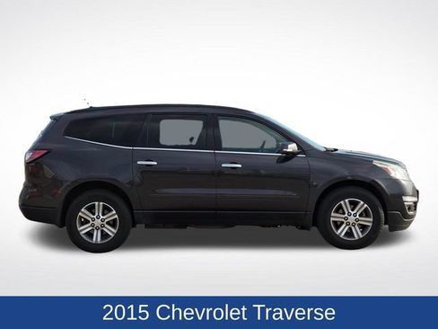 Used 2015 Chevrolet Traverse LT AWD/4WD image 2