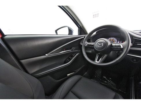 New 2025 MAZDA CX-30 AWD 2.5 S w/ Select Sport Pkg image 8