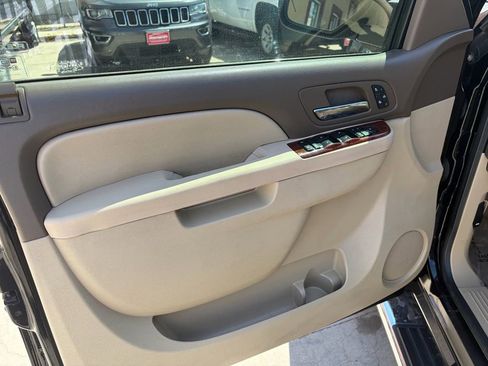 Used 2013 Chevrolet Silverado 1500 LTZ w/ LTZ Plus Package AWD/4WD image 14