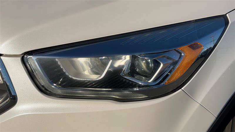 Used 2017 Ford Escape Titanium AWD/4WD image 12