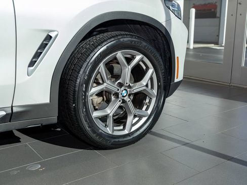Used 2022 BMW X3 xDrive30i w/ Premium Package 2 AWD/4WD image 4