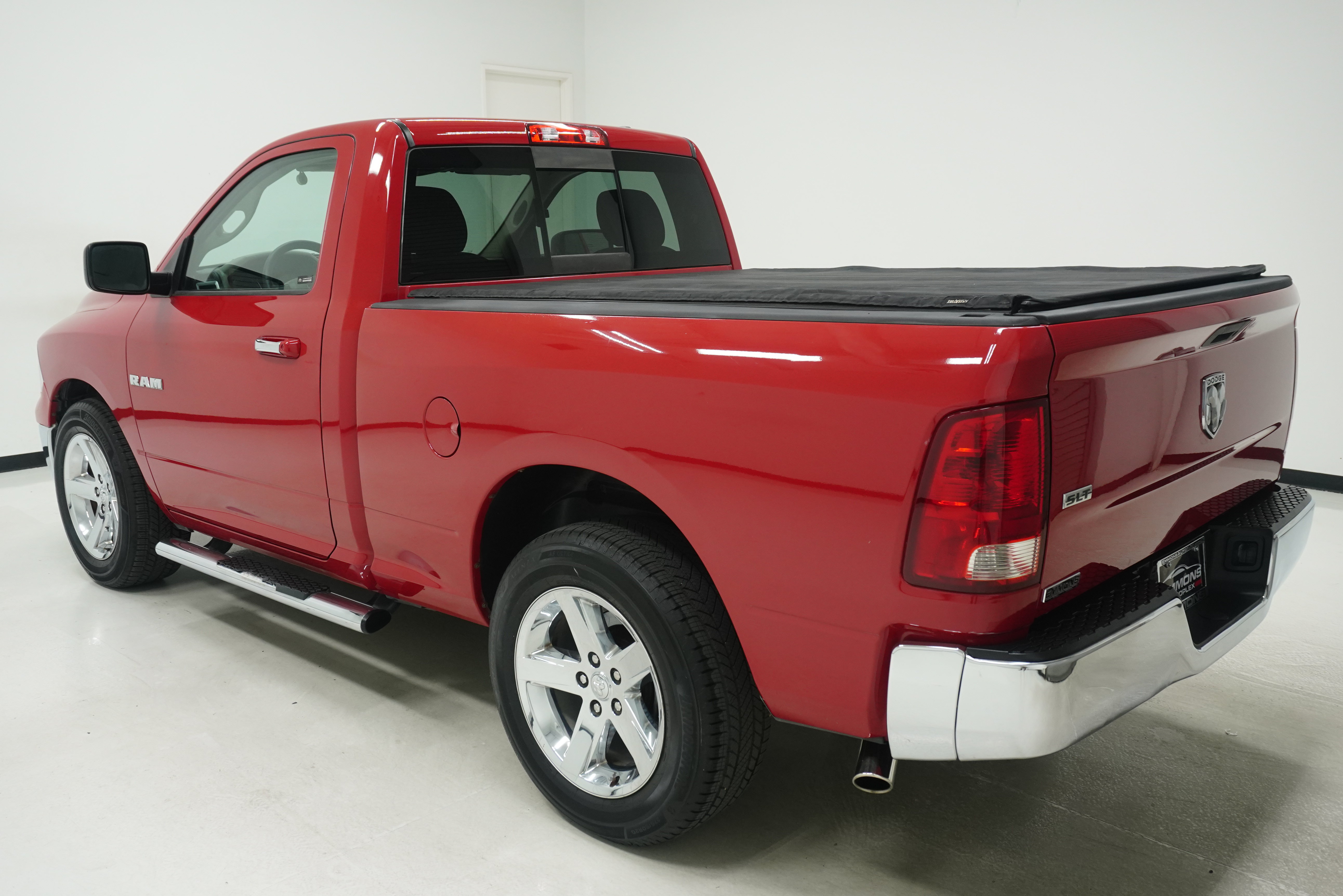Used 2010 Dodge Ram 1500 Truck SLT RWD image 6