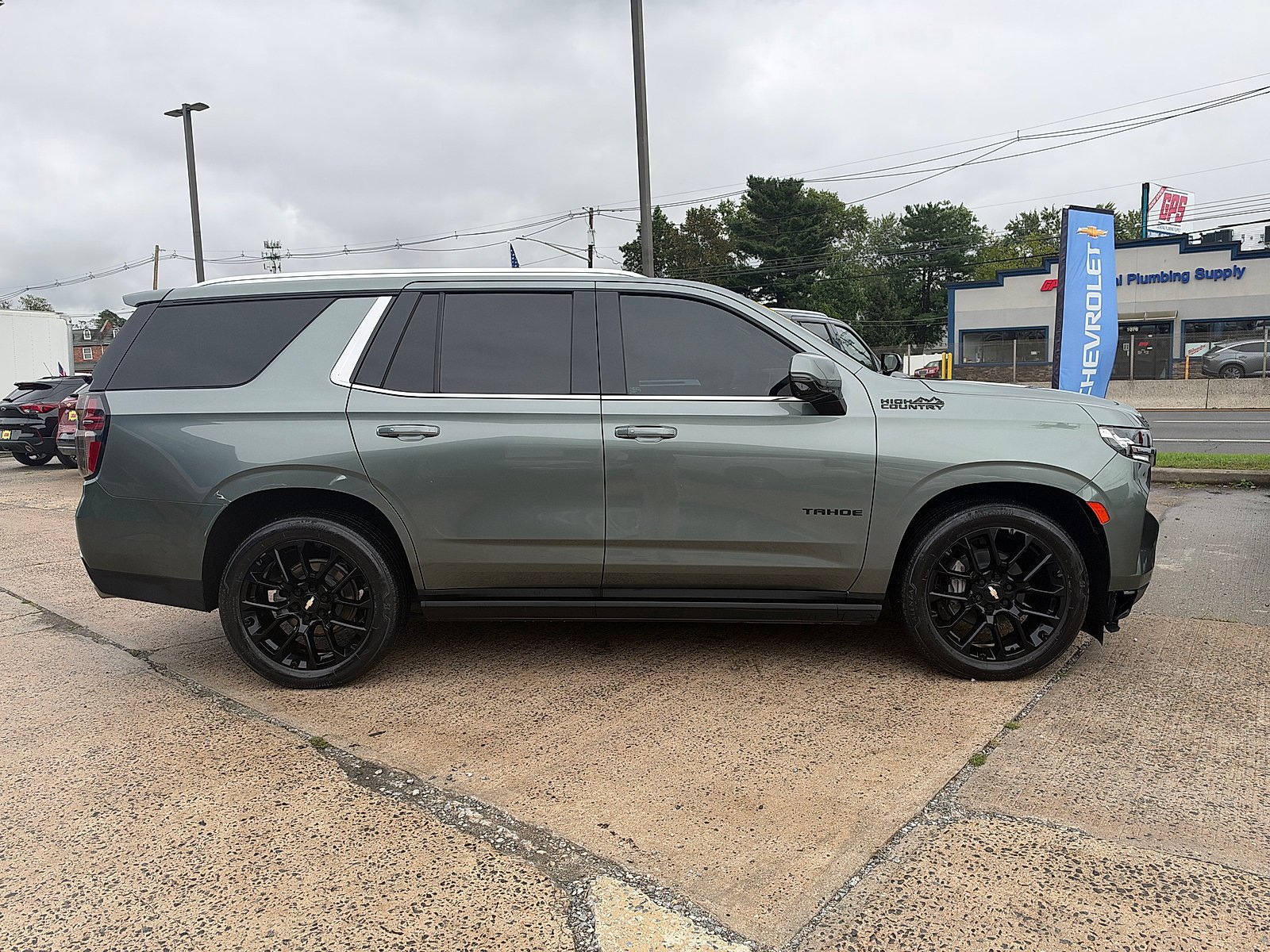 Used 2023 Chevrolet Tahoe High Country AWD/4WD image 9