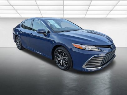 Used 2024 Toyota Camry XLE w/ Cold Weather Package