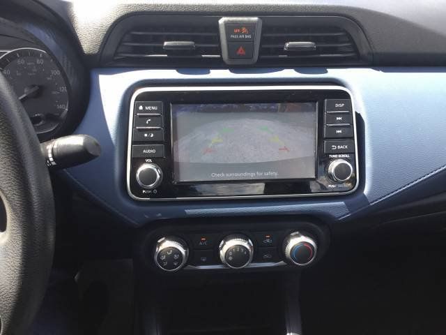 Used 2023 Nissan Versa SV FWD image 17