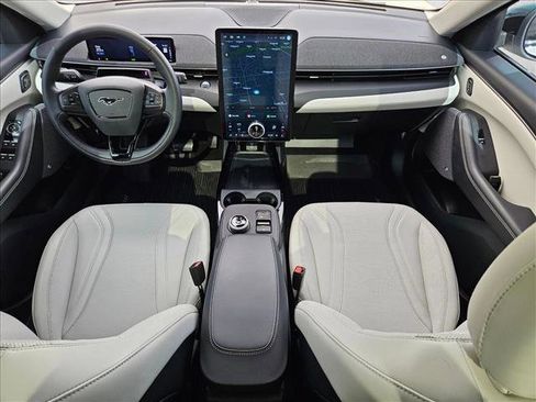 Used 2024 Ford Mustang Mach-E Premium image 16