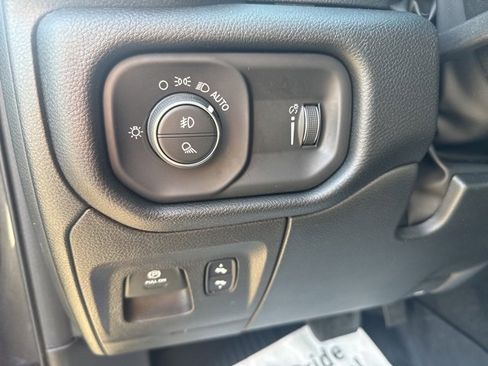 Used 2022 RAM 1500 Lone Star image 18