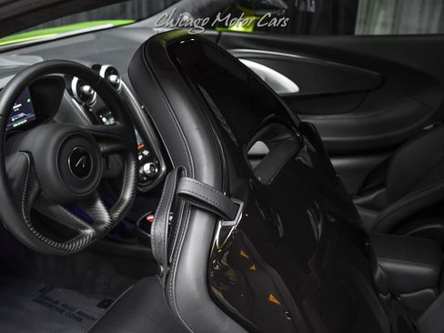 Used 2023 McLaren GT RWD image 23