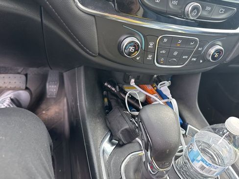 Used 2023 Chevrolet Traverse LT w/ LPO, Floor Liner Package image 43