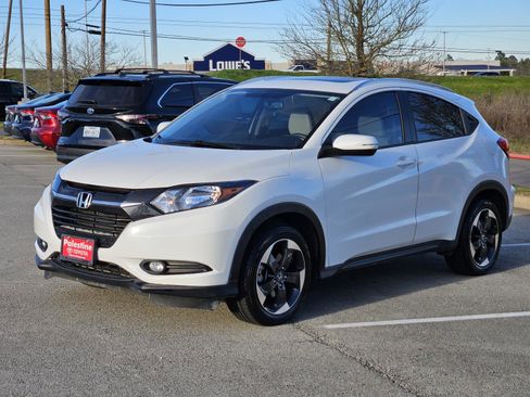 Used 2018 Honda HR-V EX-L image 3