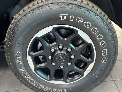 Used 2025 RAM 2500 Laramie AWD/4WD image 9