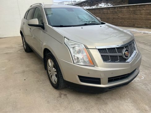 Used 2011 Cadillac SRX Luxury image 5
