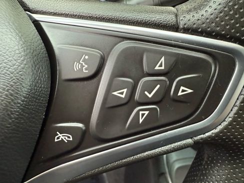 Used 2023 Chevrolet Malibu LT FWD image 29