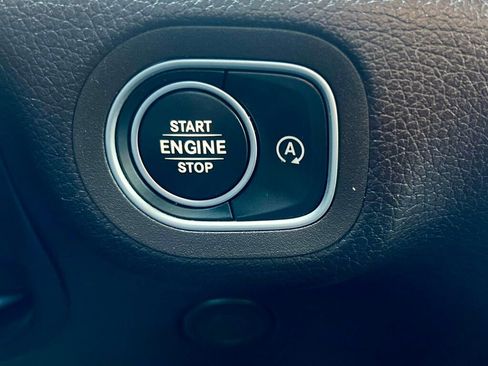 Used 2021 Mercedes-Benz GLE 350 4MATIC image 22