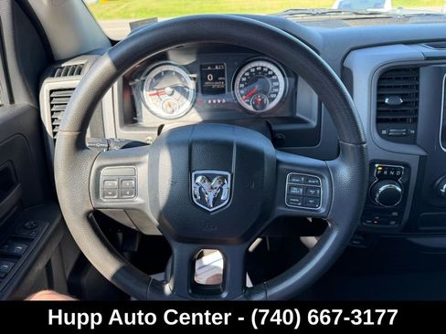 Used 2019 RAM 1500 Express AWD/4WD image 14