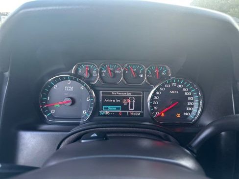 Used 2016 Chevrolet Suburban LTZ image 26