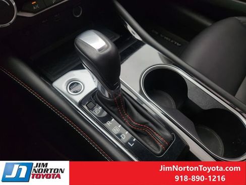 Used 2024 Nissan Altima 2.5 SR w/ SR Premium Package FWD image 21